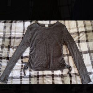Size medium cropped long sleeve.